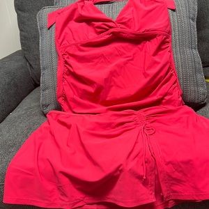 Bright pink new tankini bathing suit new, 14.